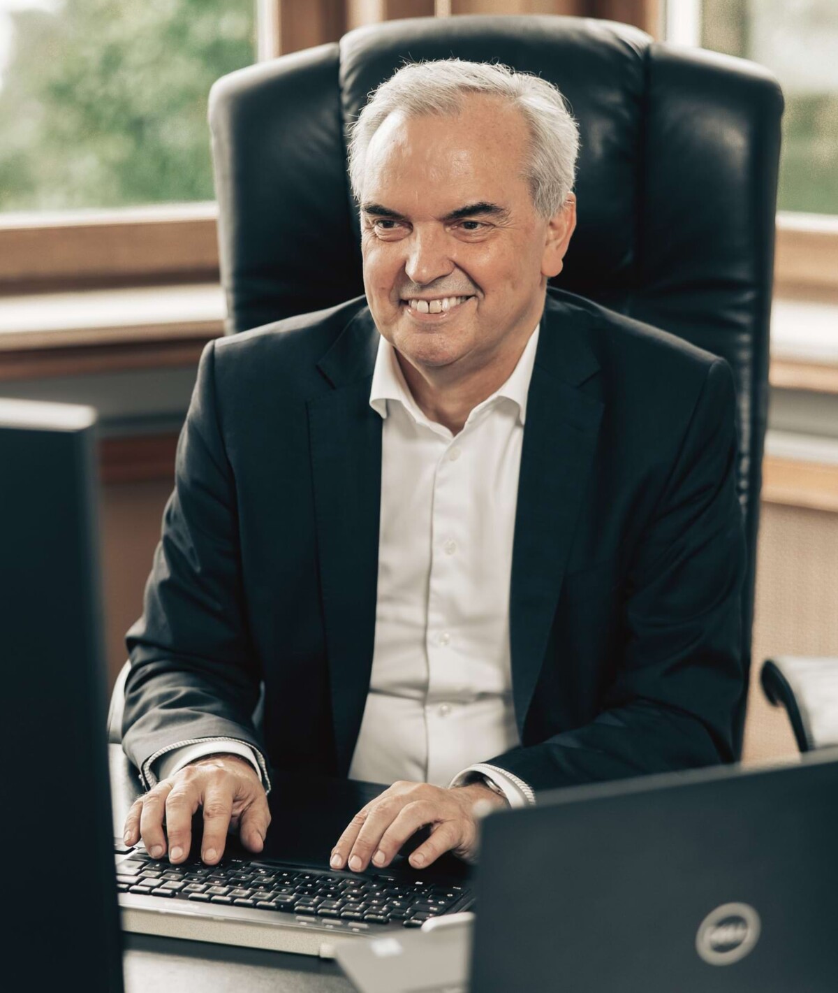 Prof. Dr. Ulrich Schnelle