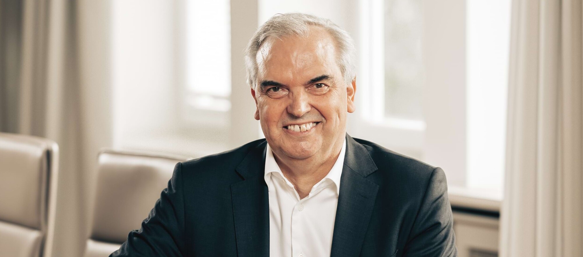 Prof. Dr. Ulrich Schnelle